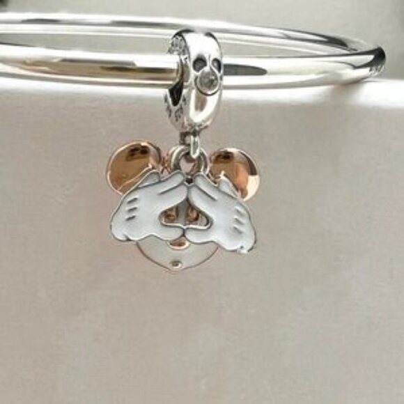 Pandora Rose Gold Mickey Mouse Charm - Picture 3 of 5